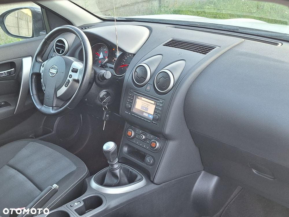 Nissan Qashqai - 8