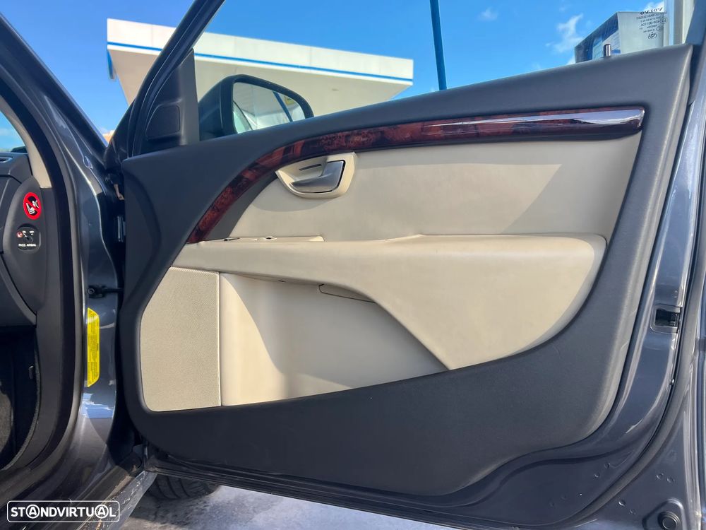 Volvo S80 2.4 D5 Executive - 6