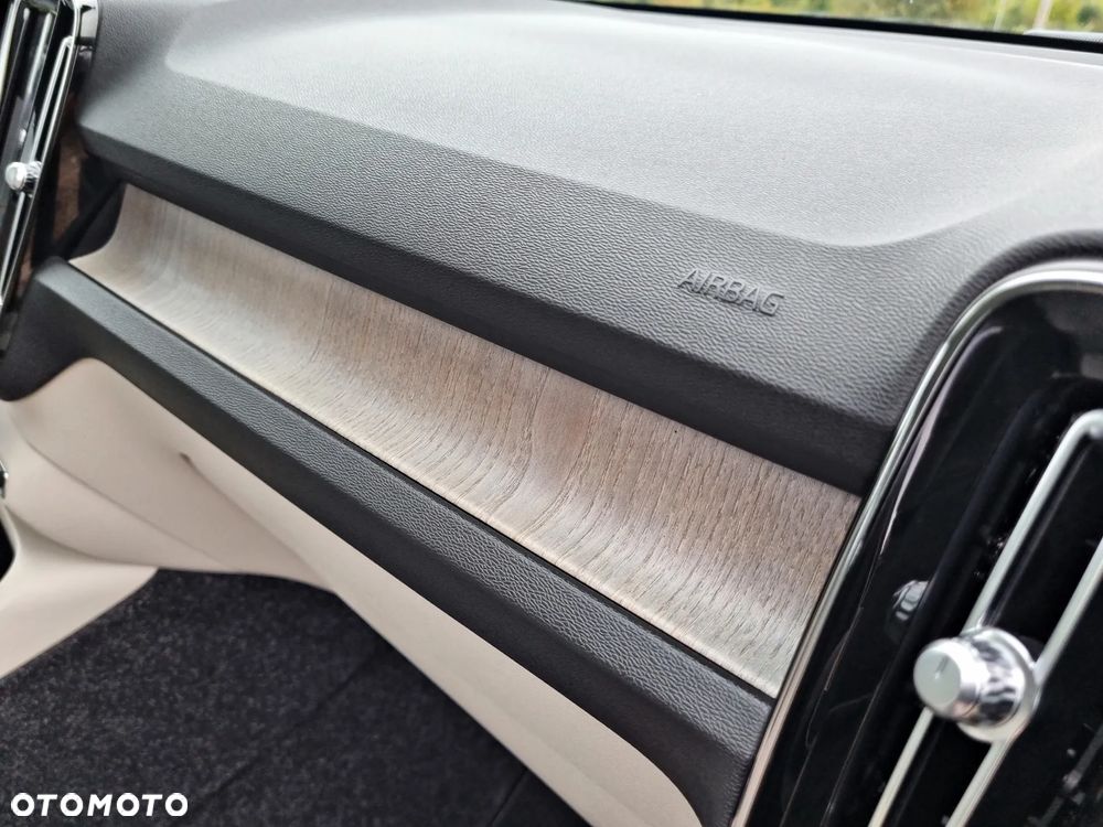 Volvo XC 40 D3 SCR Inscription - 31