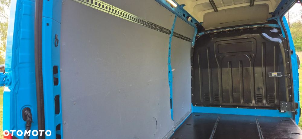 Renault Master - 24