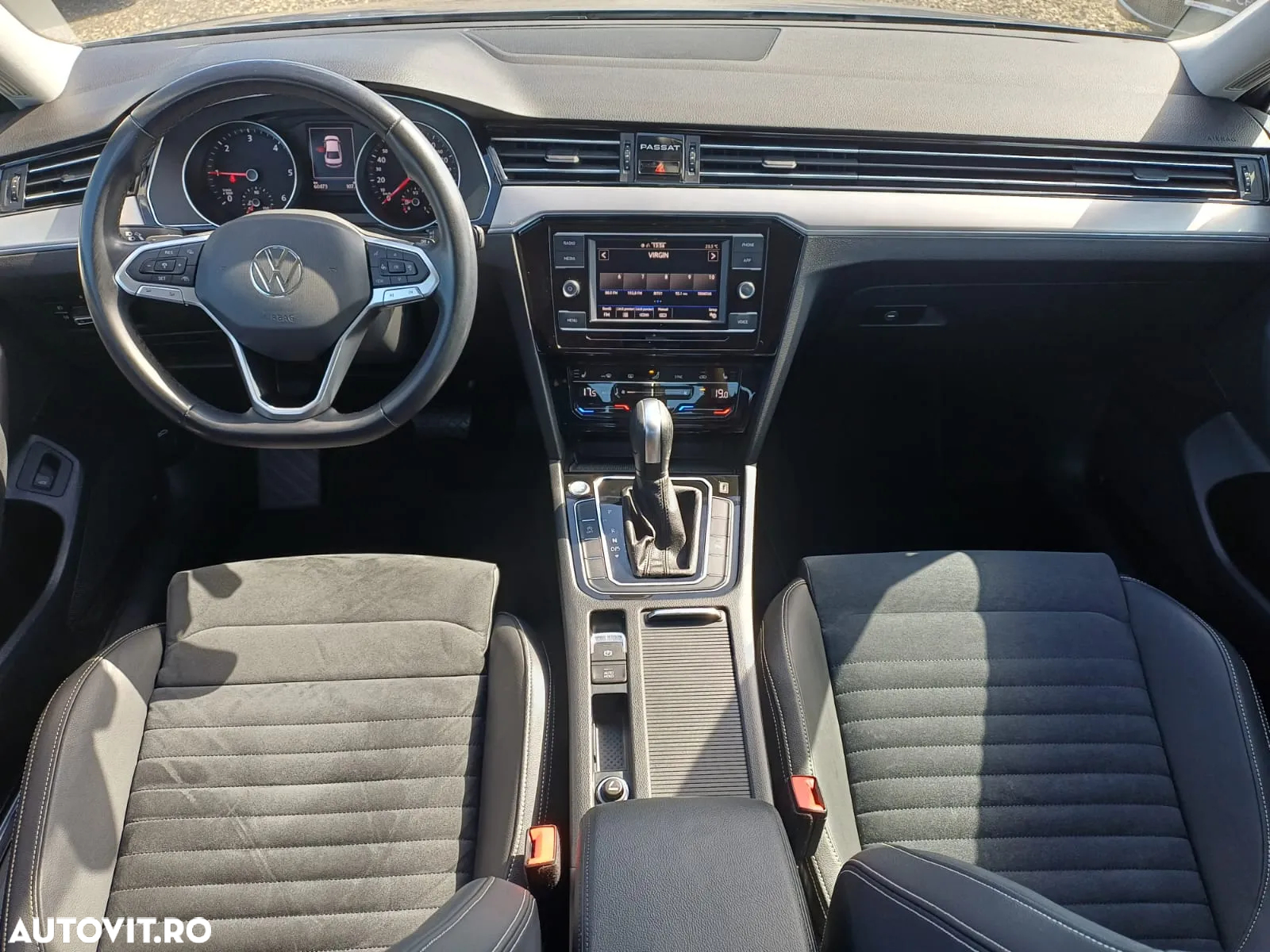 Volkswagen Passat 2.0 TDI DSG Highline - 10