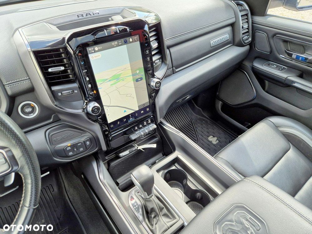 RAM 1500 Crew Cab Laramie - 20
