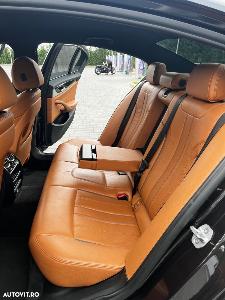 BMW Seria 5 520d EfficientDynamics Edition AT - 14