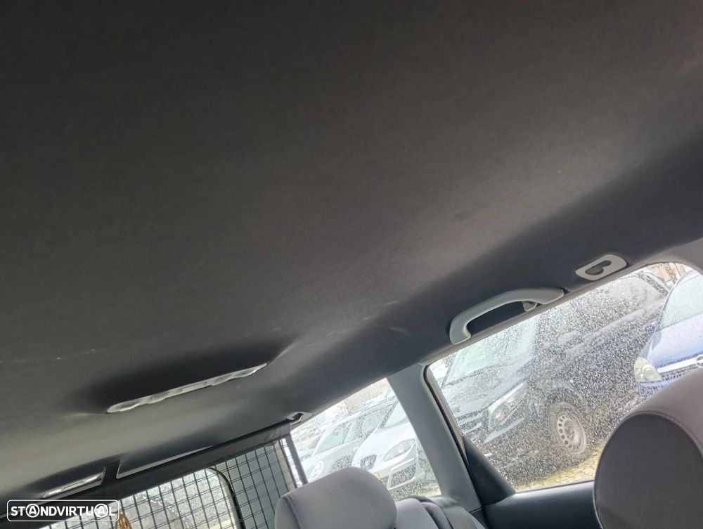 Audi A4 Avant 1.9 TDI Attraction - 26