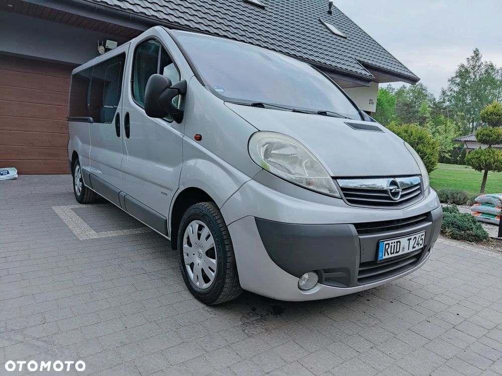 Opel Vivaro L2H1 2.9t - 24