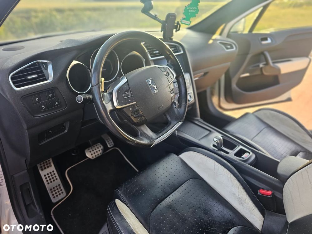 Citroën DS4 1.6 THP SoChic MCP - 8