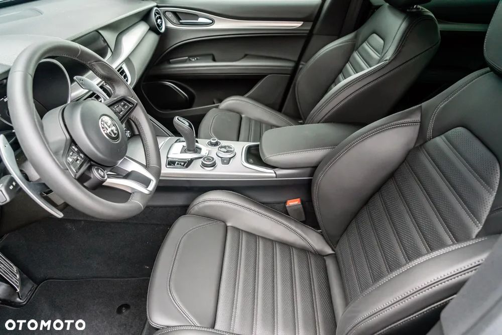 Alfa Romeo Stelvio 2.0 Turbo Veloce Q4 - 31