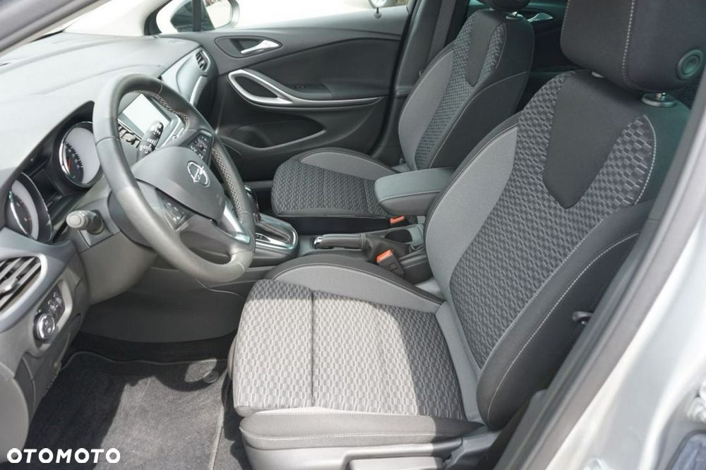Opel Astra - 9