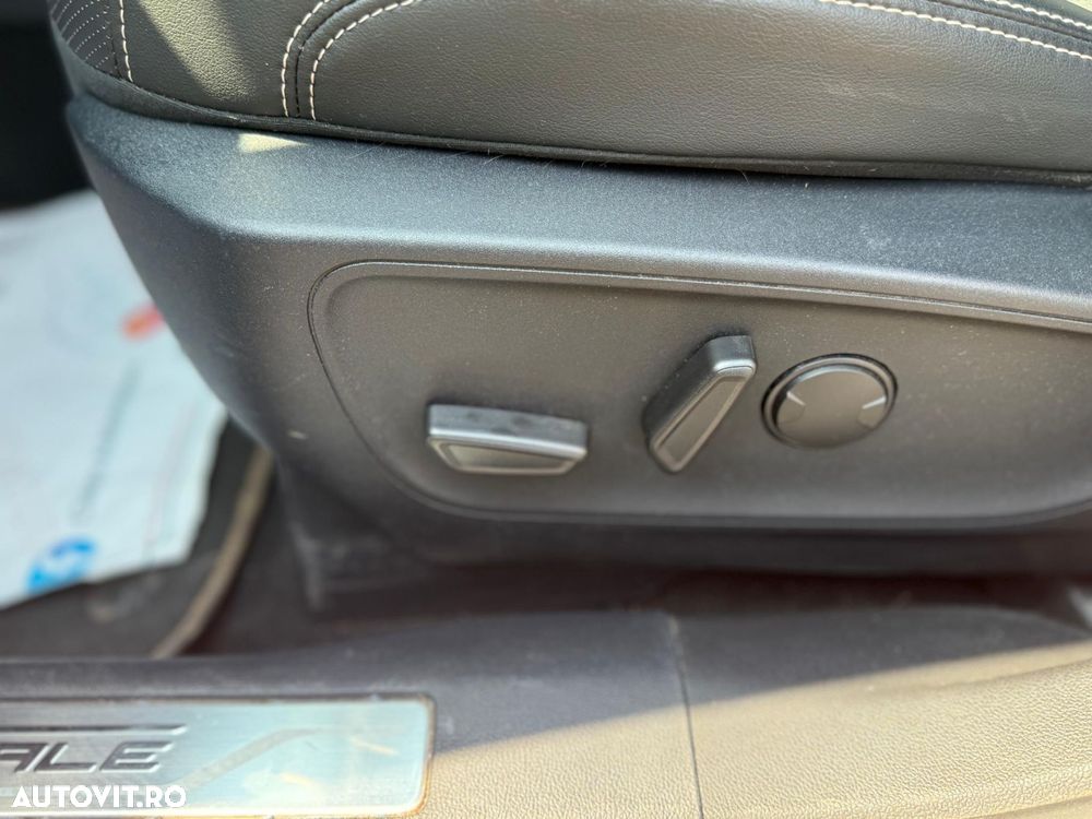 Ford Kuga 2.5 Duratec FHEV FWD Vignale - 24