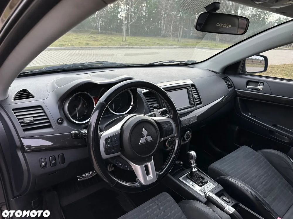 Mitsubishi Lancer Evolution - 17