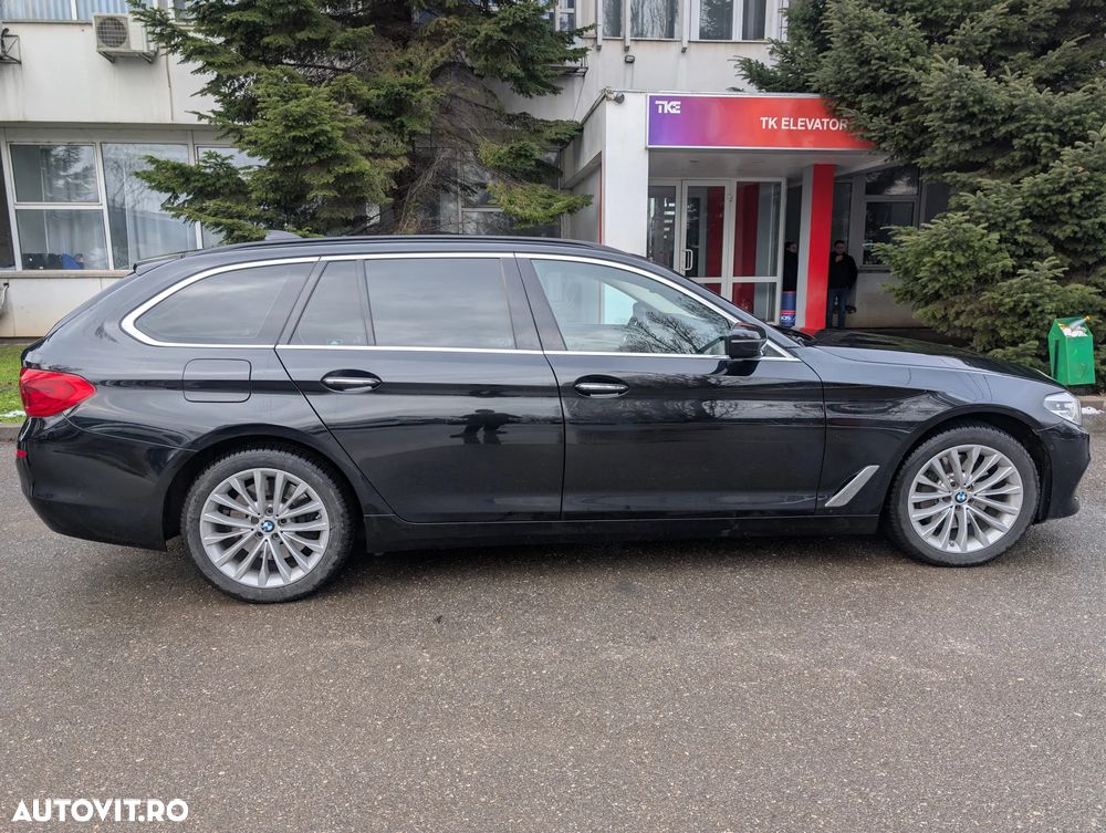 BMW Seria 5 530d xDrive AT - 6