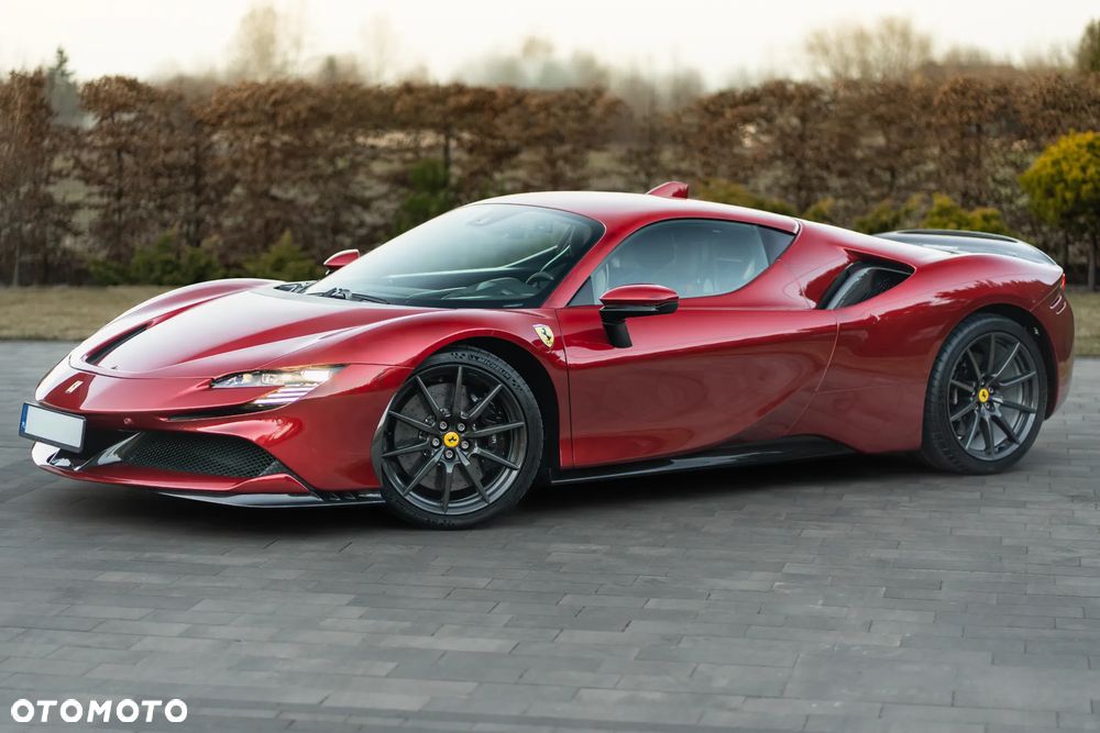 Ferrari SF90 Stradale - 1