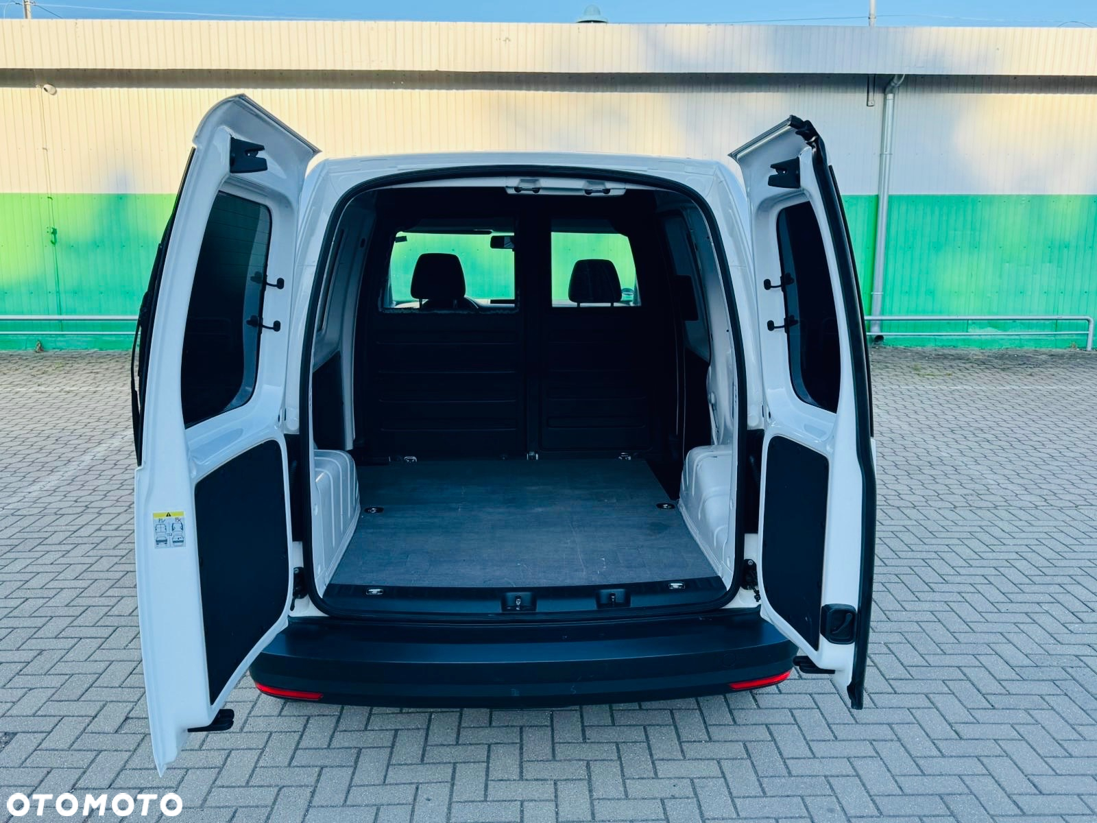 Volkswagen Caddy - 19