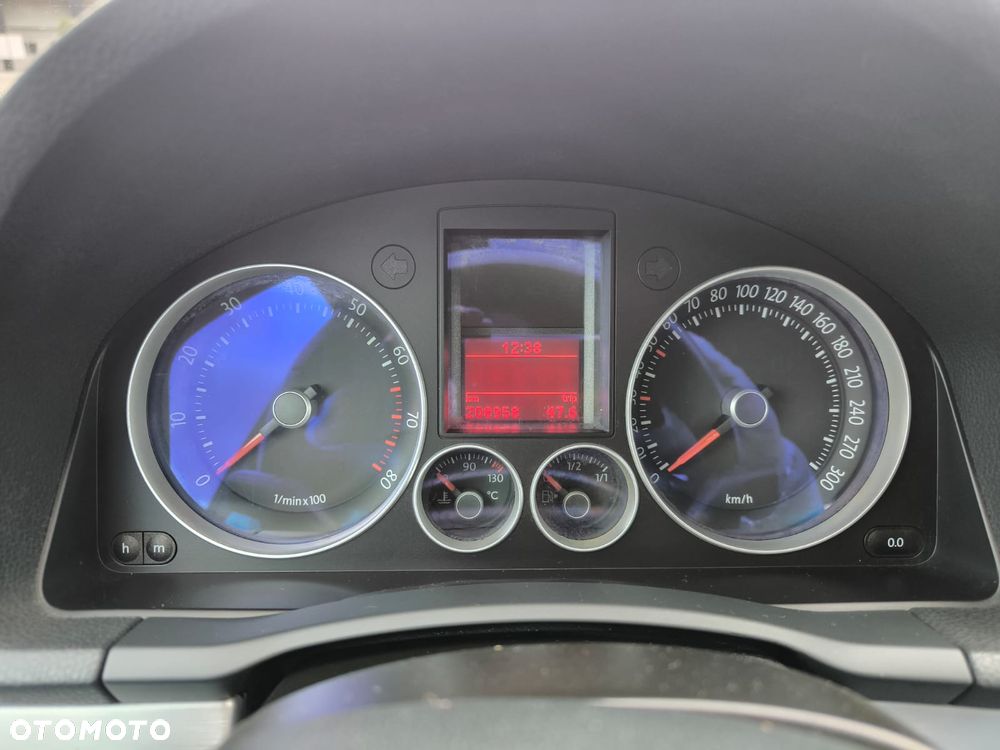 Volkswagen Golf 2.0 GTI - 8