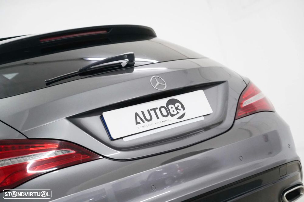 Mercedes-Benz CLA 200 d Shooting Brake AMG Line - 18