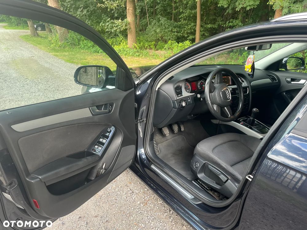 Audi A4 Avant 2.0 TDI DPF Ambiente - 7