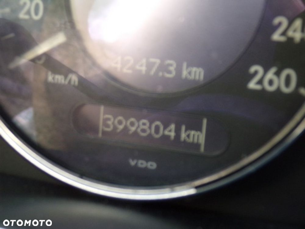 Części- Mercedes CLS C219 3.0 CDI 224 KM 06R - 6