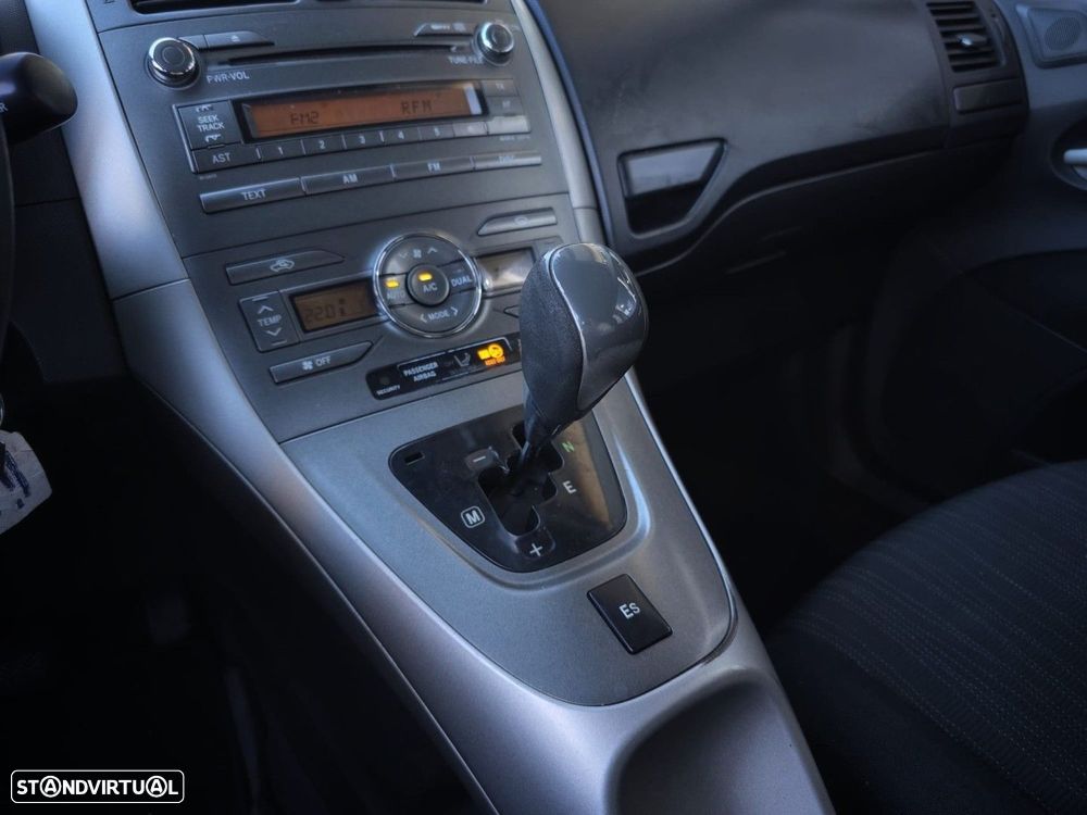 Toyota Auris 1.4 D-4D MMT Sol - 16