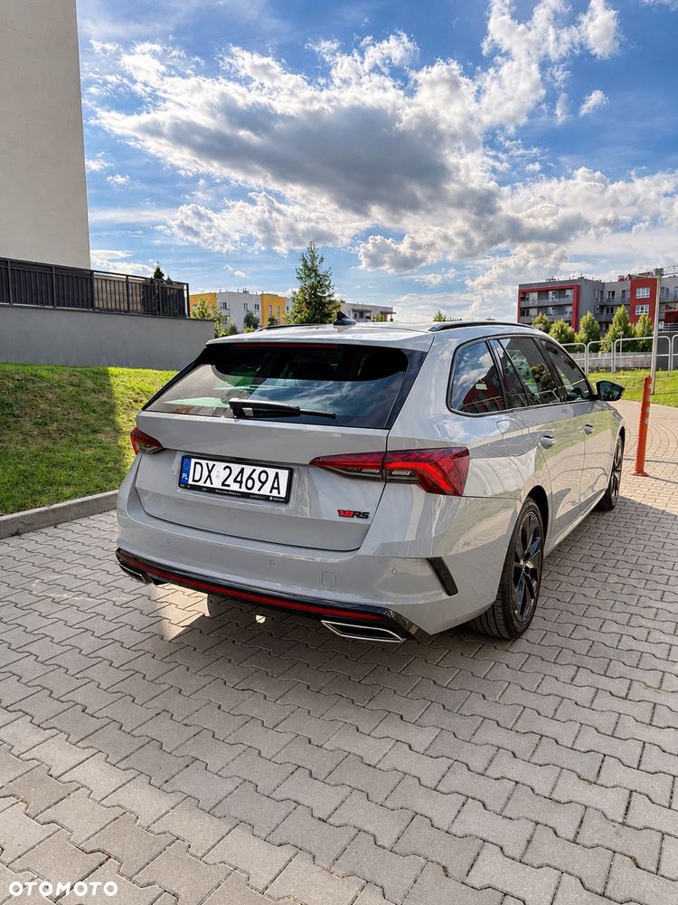 Skoda Octavia 2.0 TDI RS DSG - 4