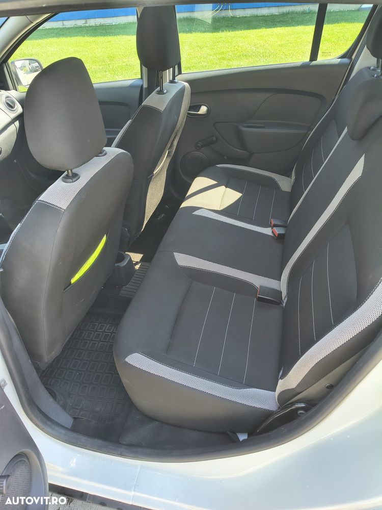 Dacia Sandero ECO-G 100 Essential - 11