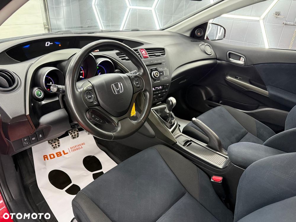 Honda Civic 1.8 i-VTEC Sport - 24
