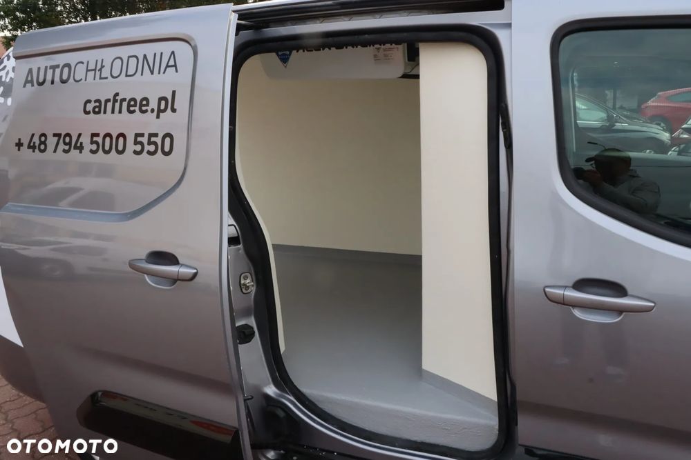 Fiat Doblo Chlodnia 2tys km Salon Pl,F-vat23,3osobowy. - 21