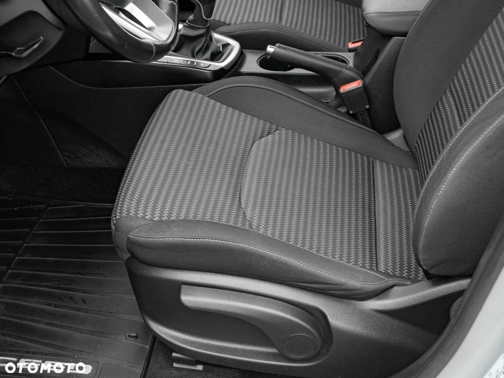 Kia Ceed 1.5 T-GDI M - 12