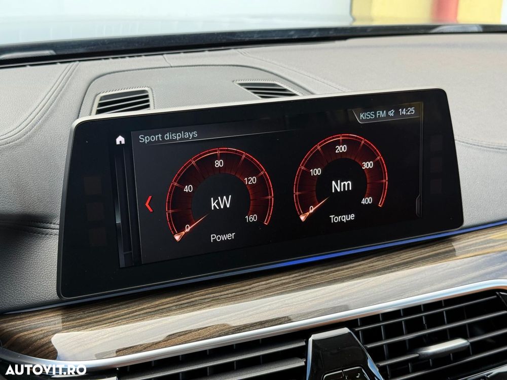 BMW Seria 5 520d xDrive Aut. Luxury Line - 36