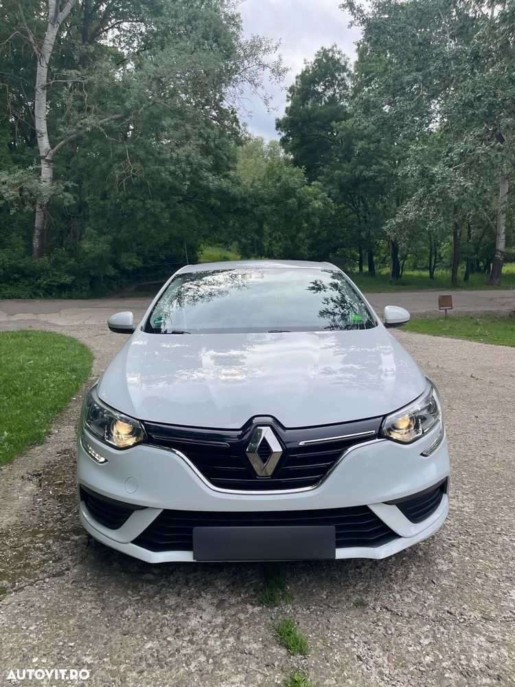 Renault Megane - 11