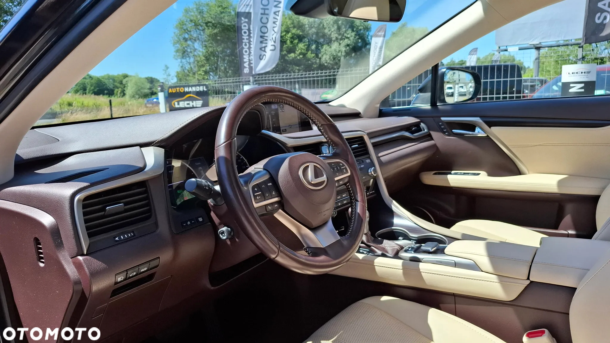 Lexus RX - 11