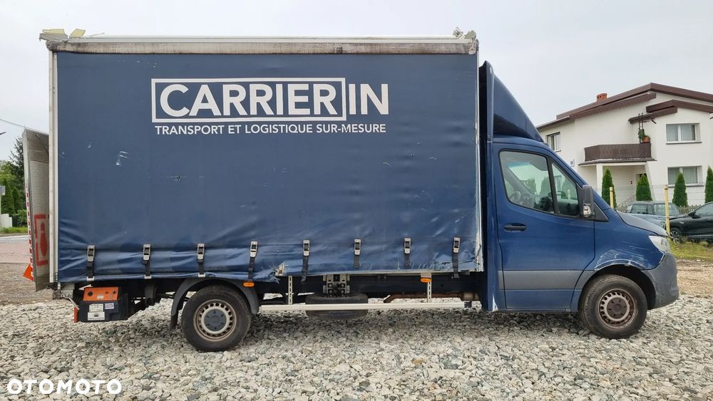 Mercedes-Benz Sprinter - 11