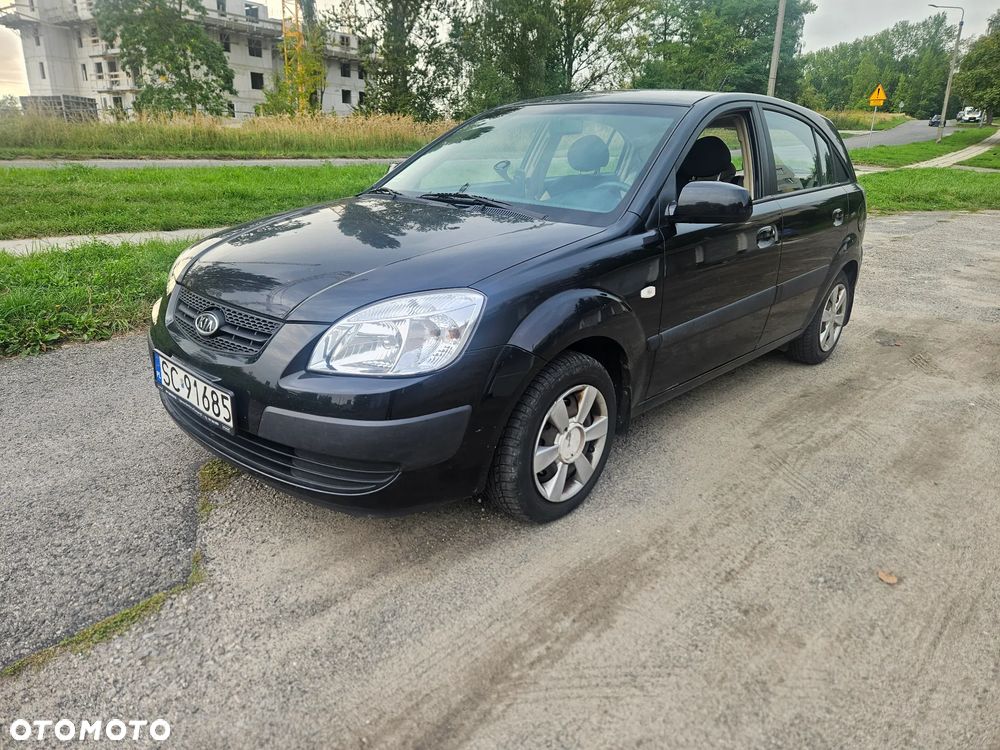 Kia Rio 1.5 CRDi City - 1