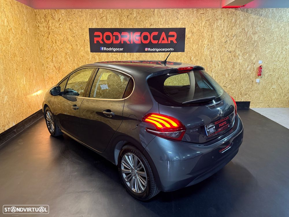 Peugeot 208 PureTech 110 Stop & Start Allure - 4