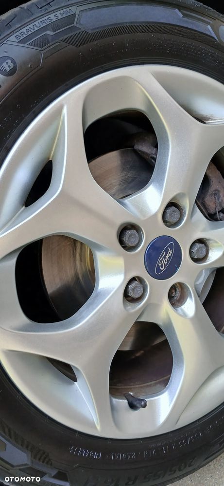 Ford Focus 1.8 Ghia - 21