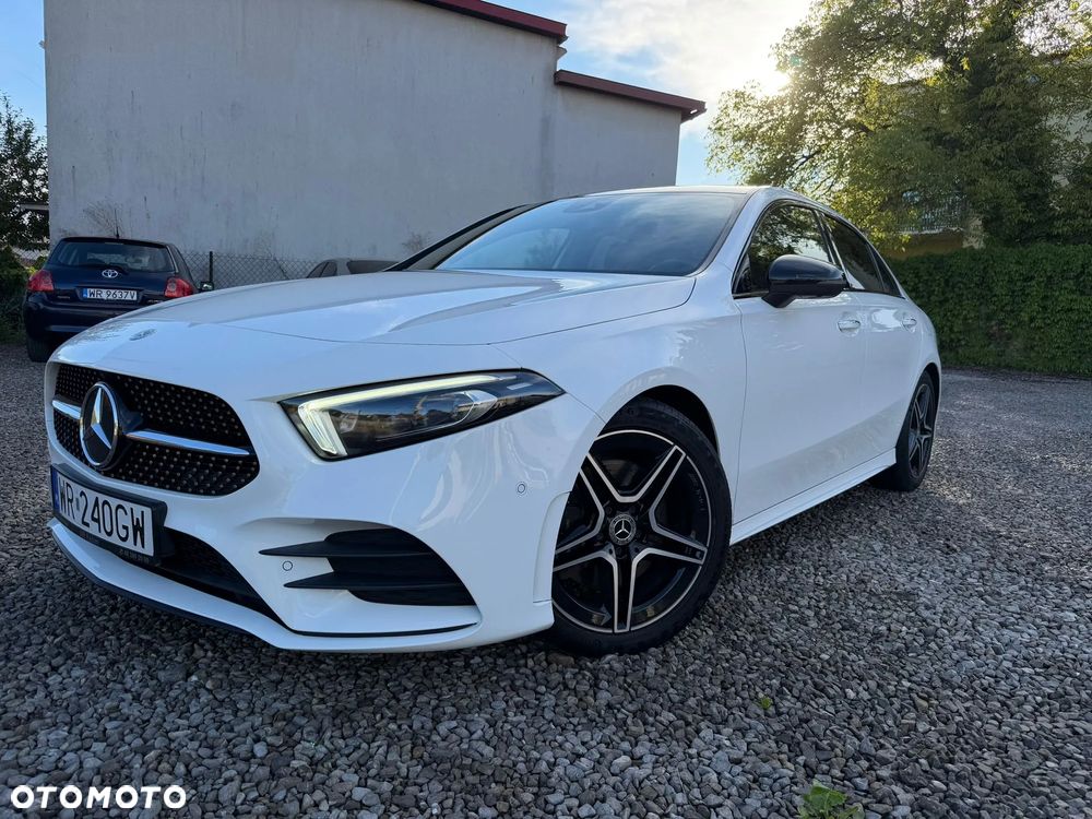 Mercedes-Benz Klasa A 220 4-Matic AMG Line 7G-DCT - 30