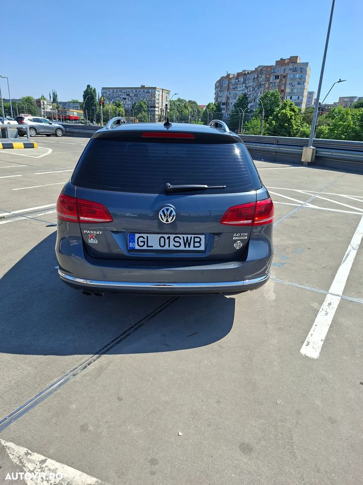 Volkswagen Passat 2.0 TDI BlueMotion Technology Highline - 4