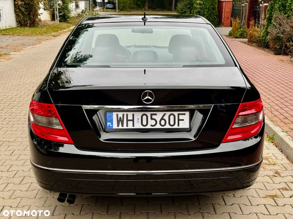 Mercedes-Benz Klasa C 180 Kompressor BlueEFFICIENCY Avantgarde - 11
