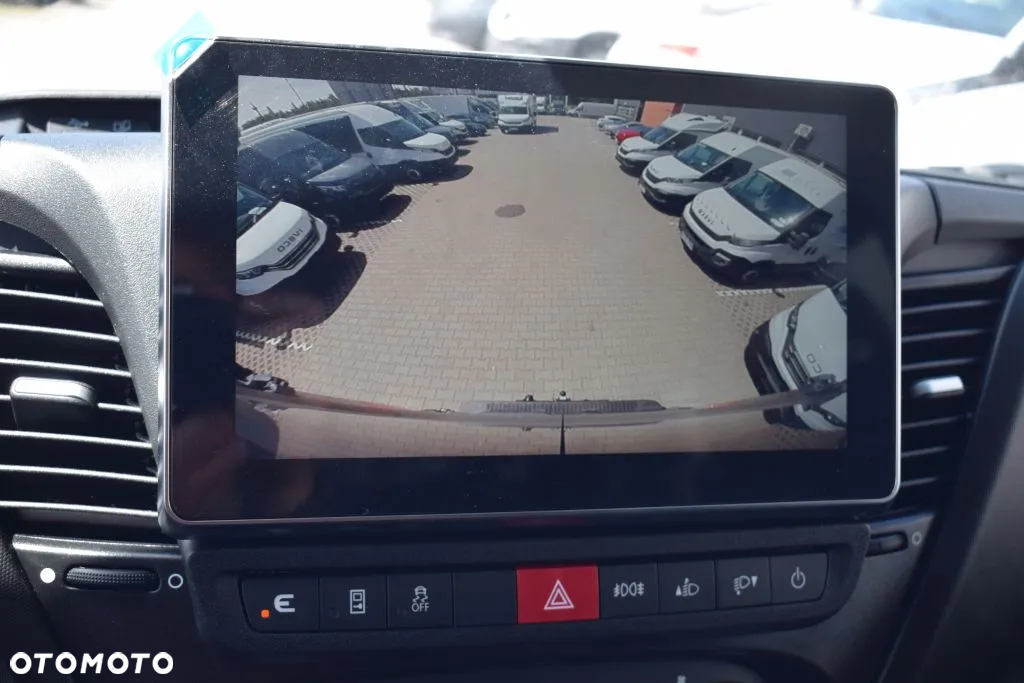 Iveco DAILY 35S18HA8V AUTOMAT - 11
