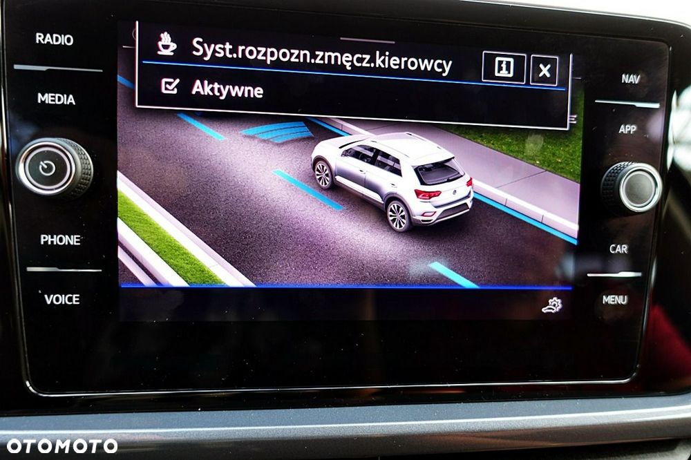 Volkswagen T-Roc - 28