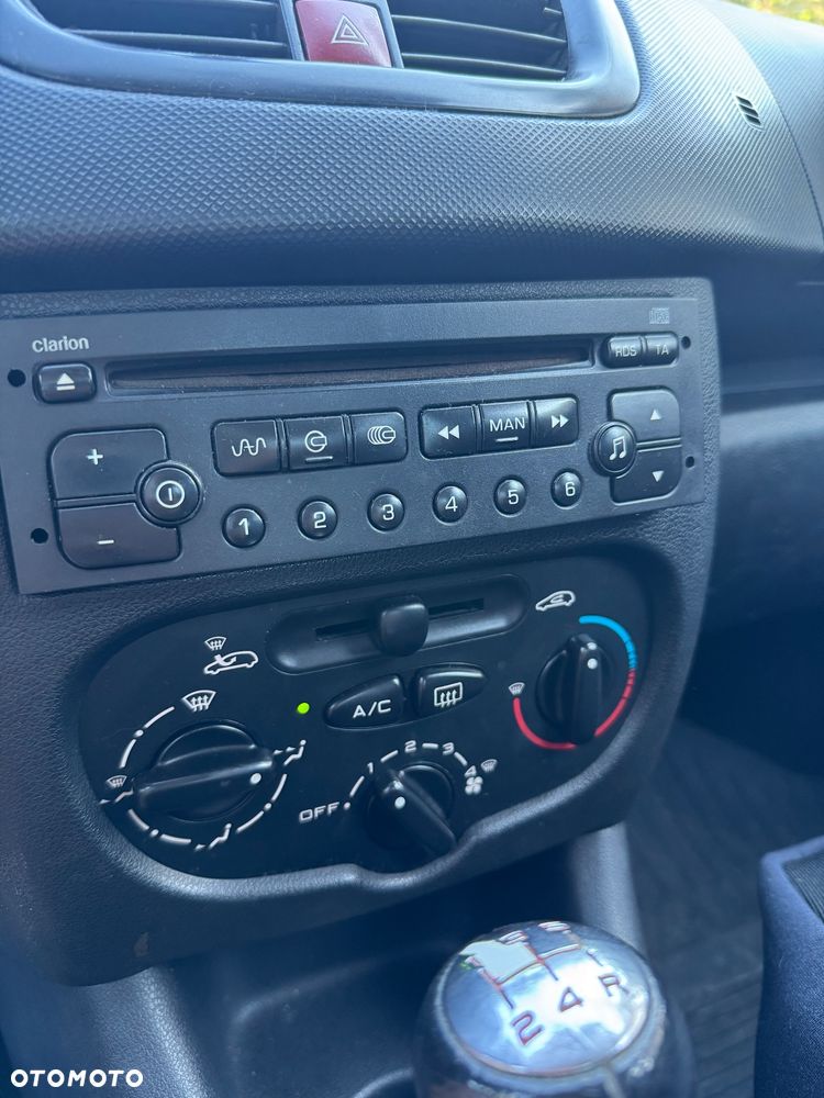 Peugeot 206 - 21