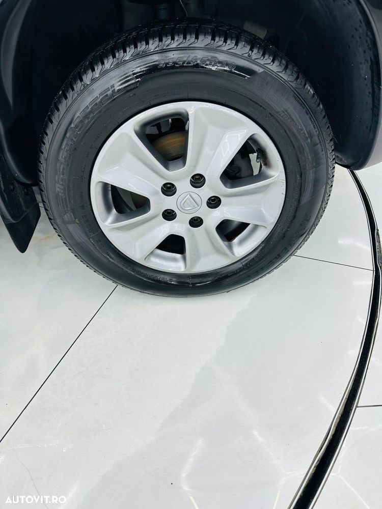 Dacia Duster 1.2 TCe 4x2 Laureate - 10