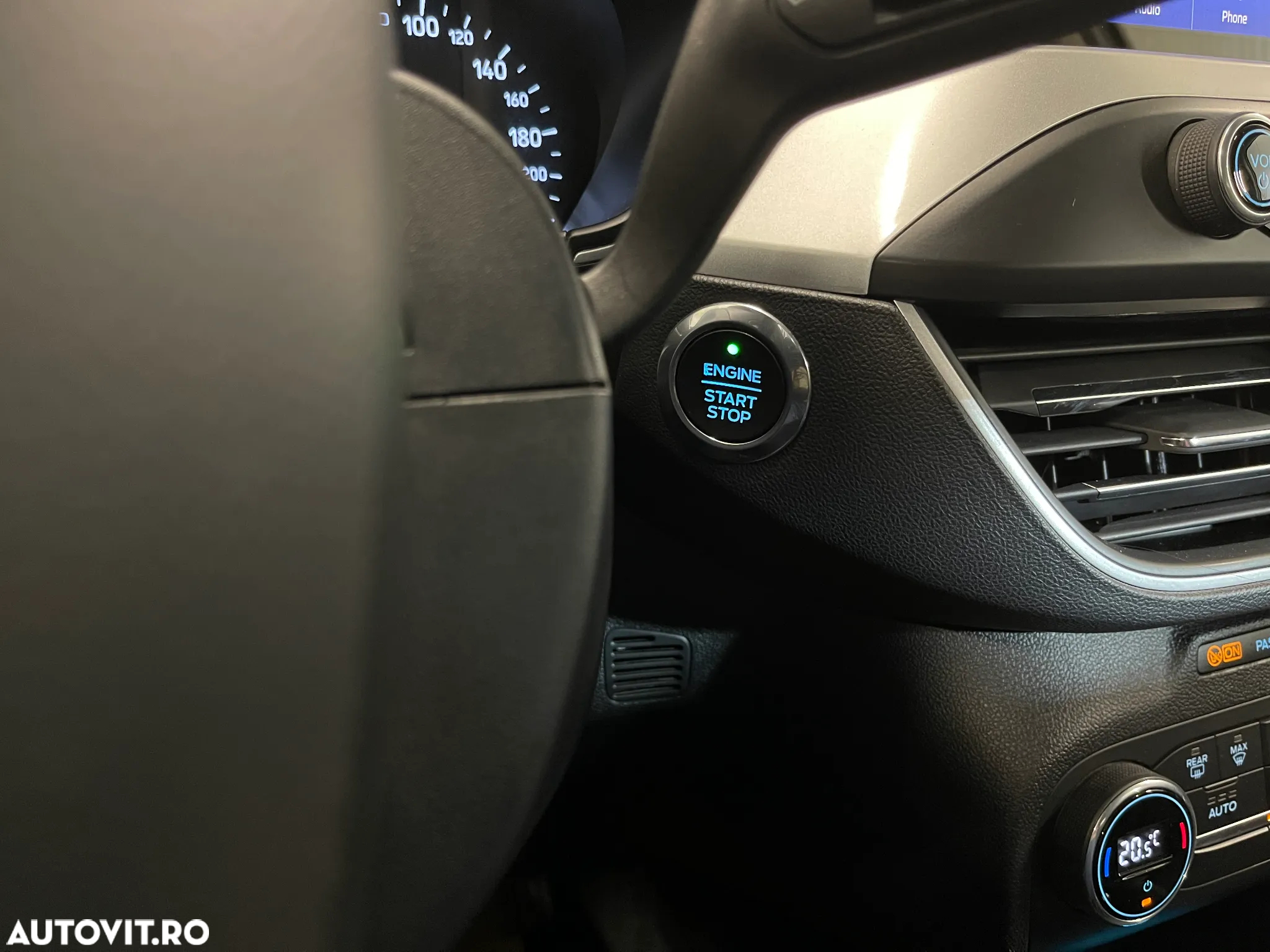 Ford Focus 1.5 EcoBlue Connected - 23
