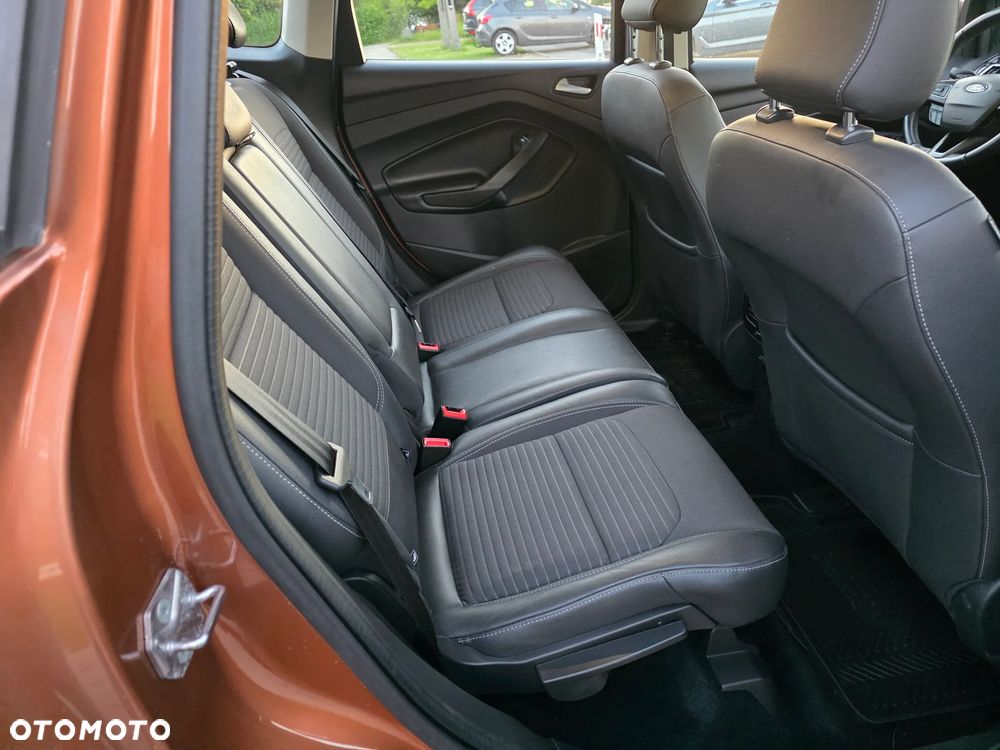 Ford Kuga 2.0 TDCi AWD Titanium - 10