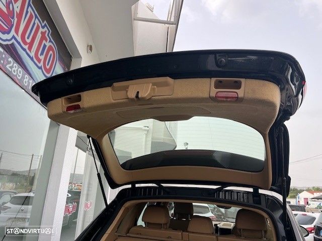 Porsche Cayenne - 17