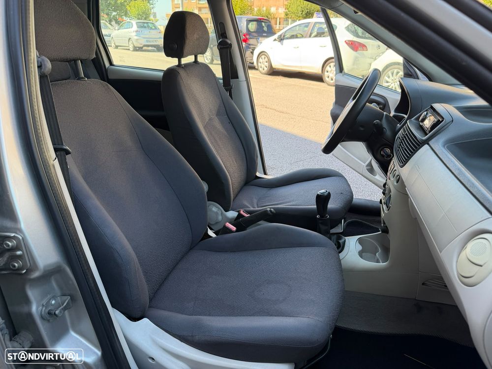 Fiat Punto 70 JTD Multijet Active - 10