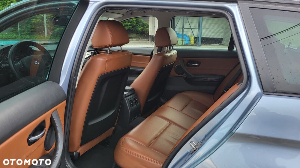 BMW Seria 3 - 19