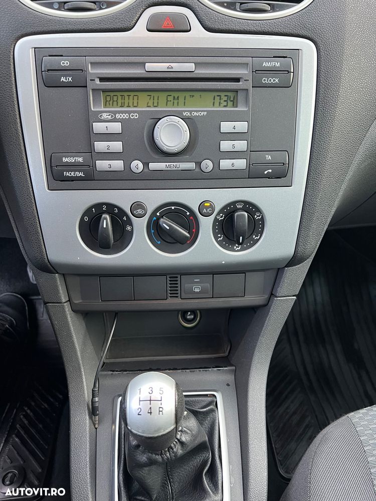 Ford Focus 1.8 TDCi Anniversary - 29