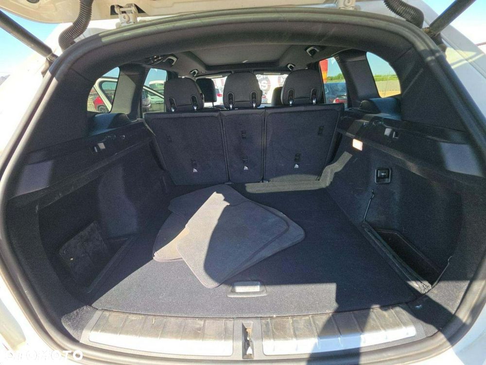 BMW X1 - 10