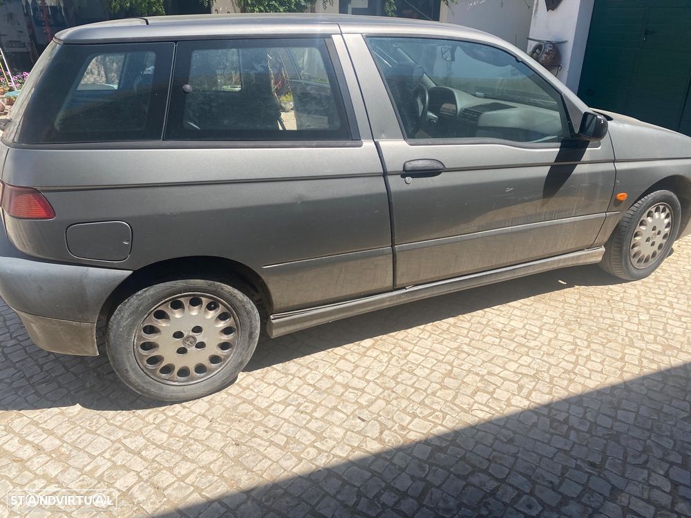 Alfa Romeo 145 1.6 - 6