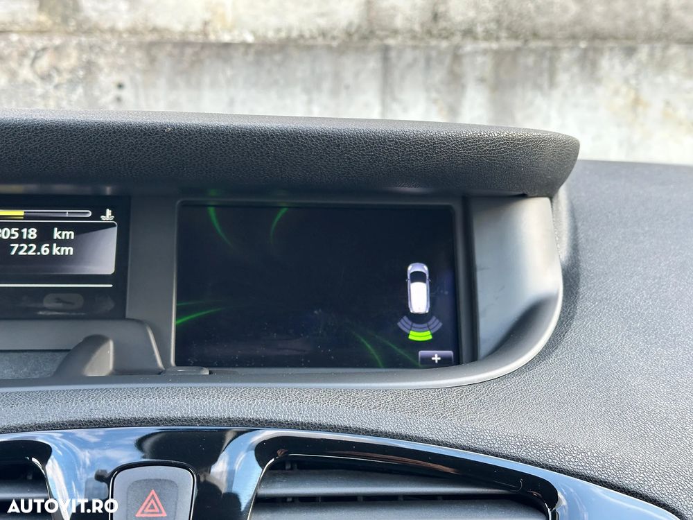 Renault Grand Scenic ENERGY dCi 110 EDC INTENS - 33